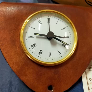 Kangaroo Orologio Da Tavolo