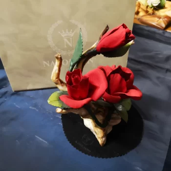 Napoleon Capodimonte Ramo Rose Rosse Verticale